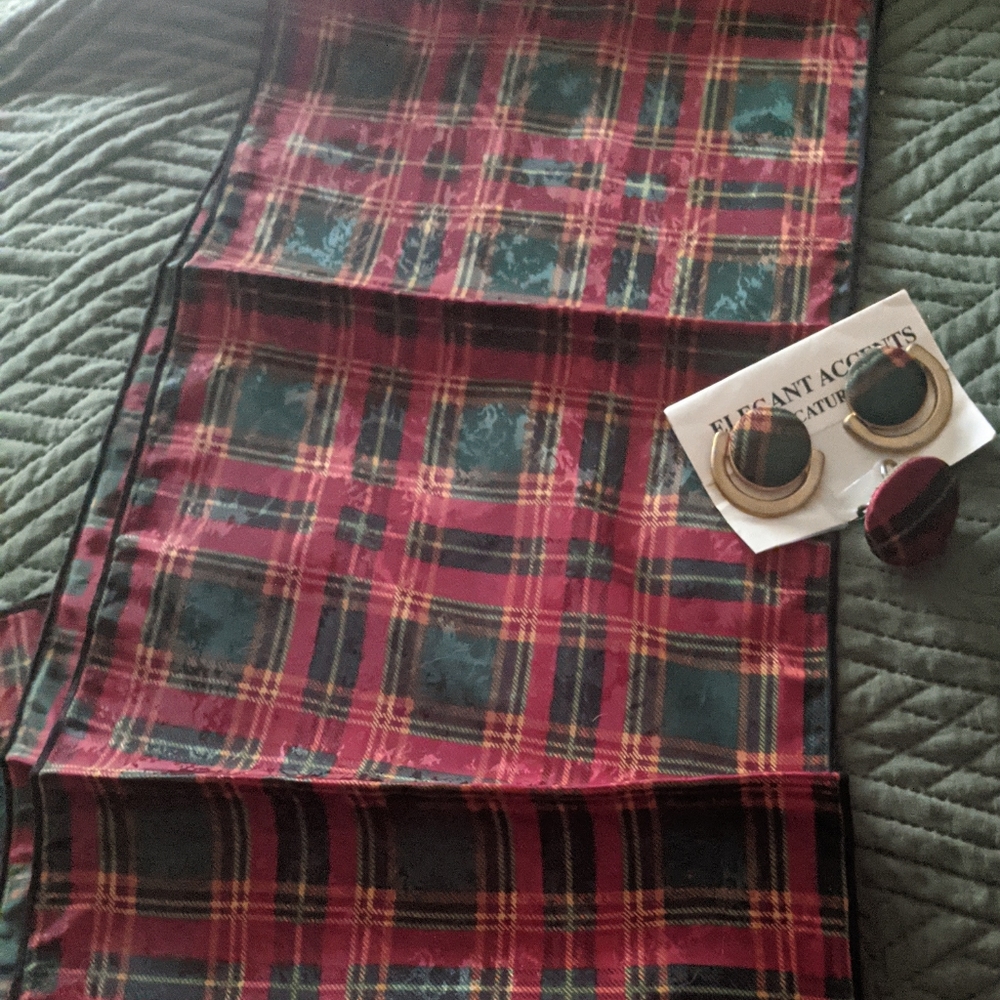 Vintage scarf with matching scarf slide and earing